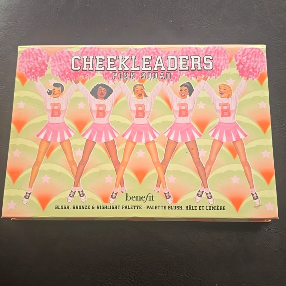 Benefit face pallette